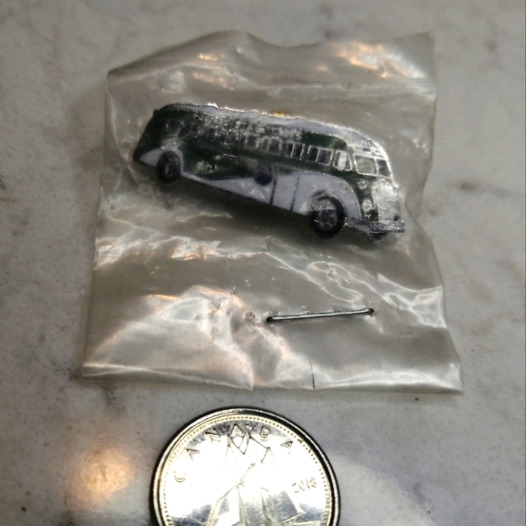 Bus pin - Picture 3 of 3